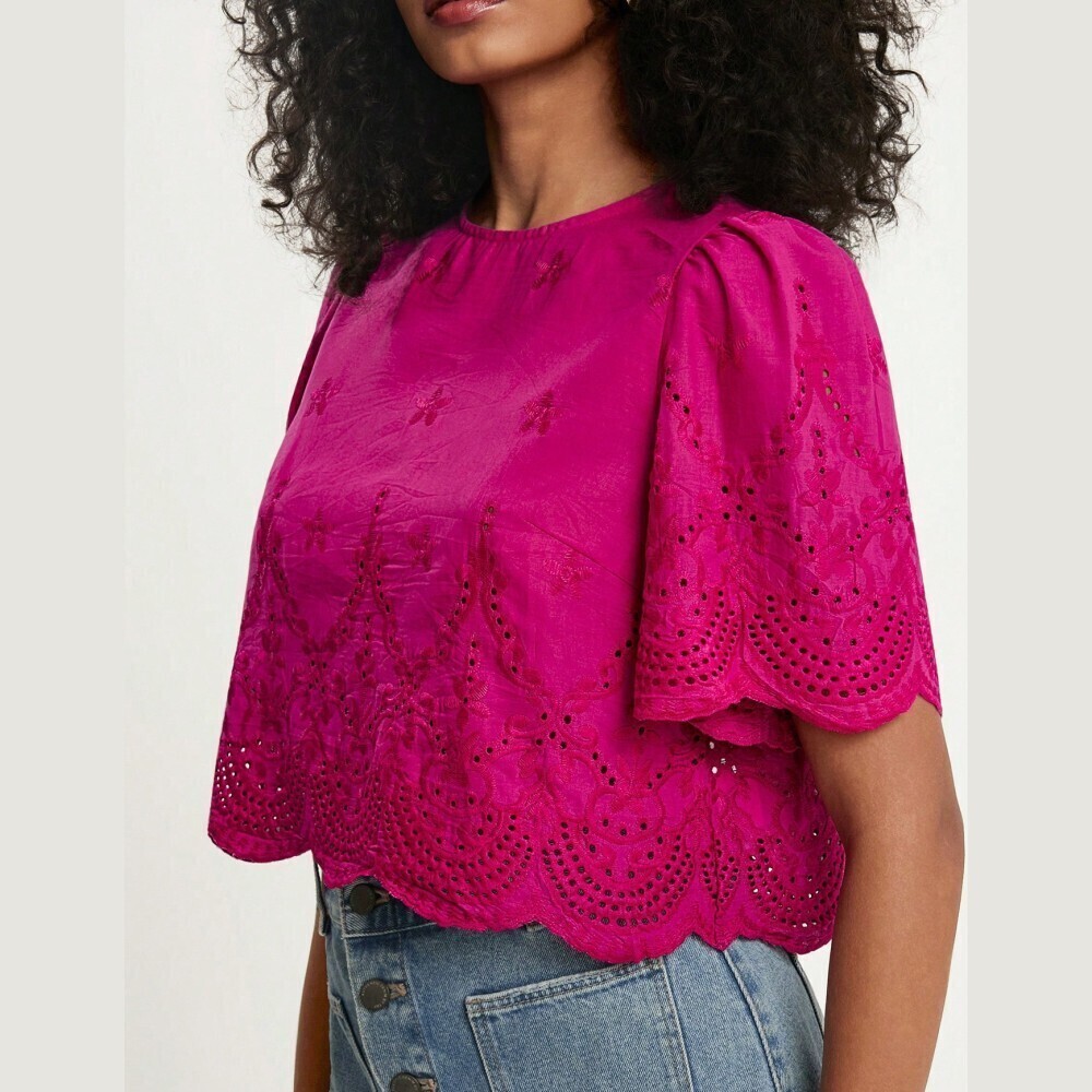Magenta Eyelet Embroidered Crop Top with Scalloped Hem